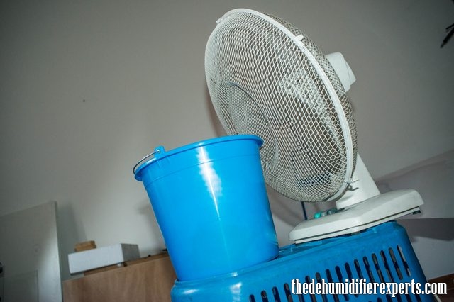 1532502854881374.jpg homemade-dehumidifier-complete.jpg
